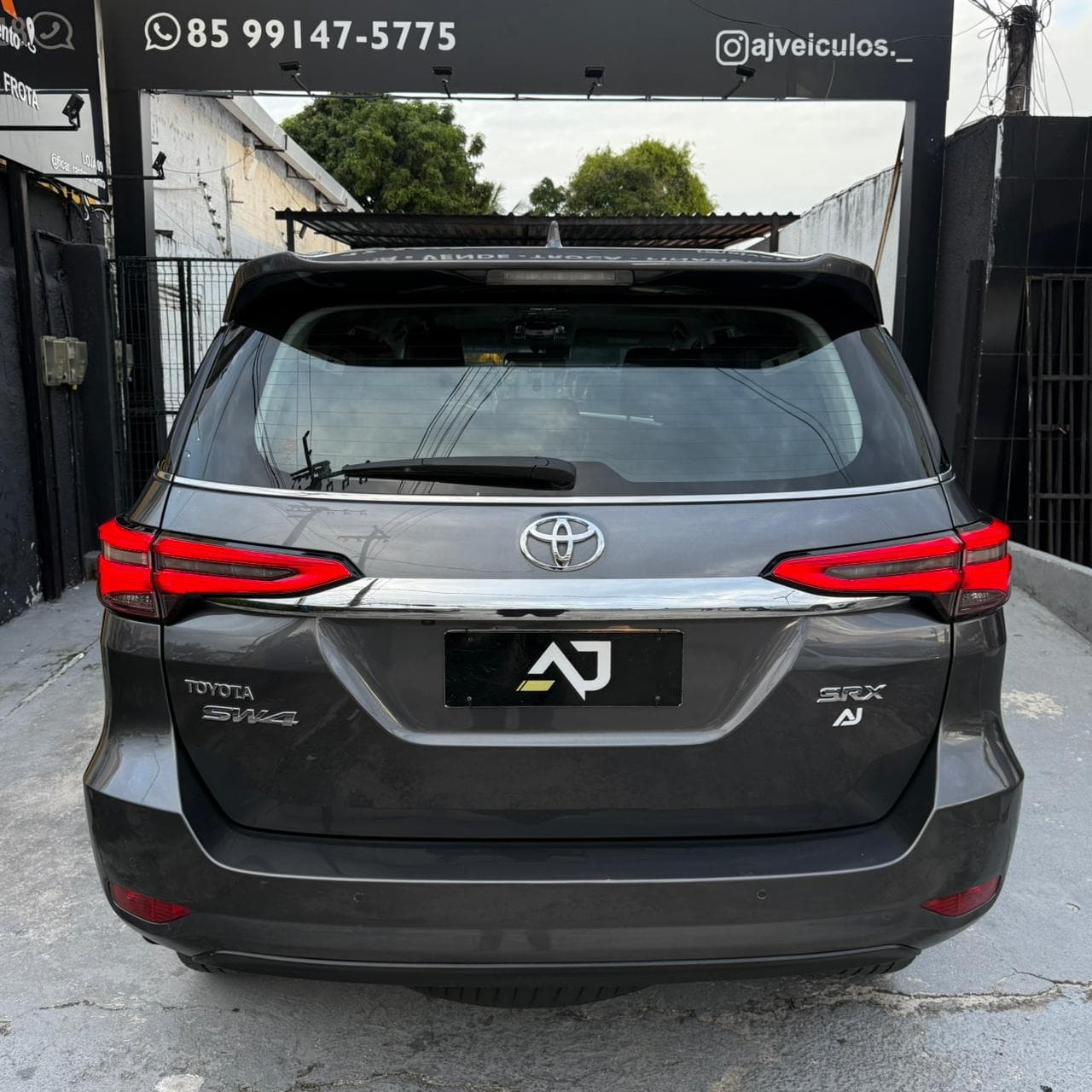 Toyota Hilux SRX 2021 à venda na AJ Veículos em Fortaleza — foto 4 de 11