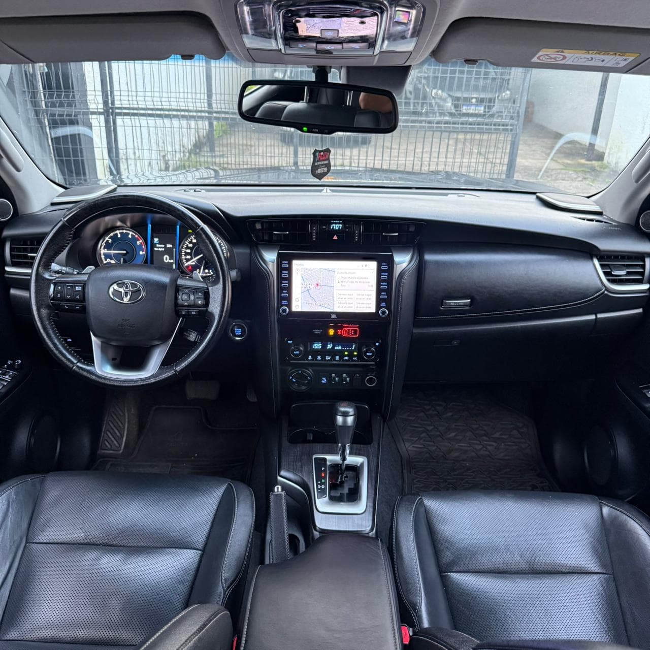 Toyota Hilux SRX 2021 à venda na AJ Veículos em Fortaleza — foto 9 de 11