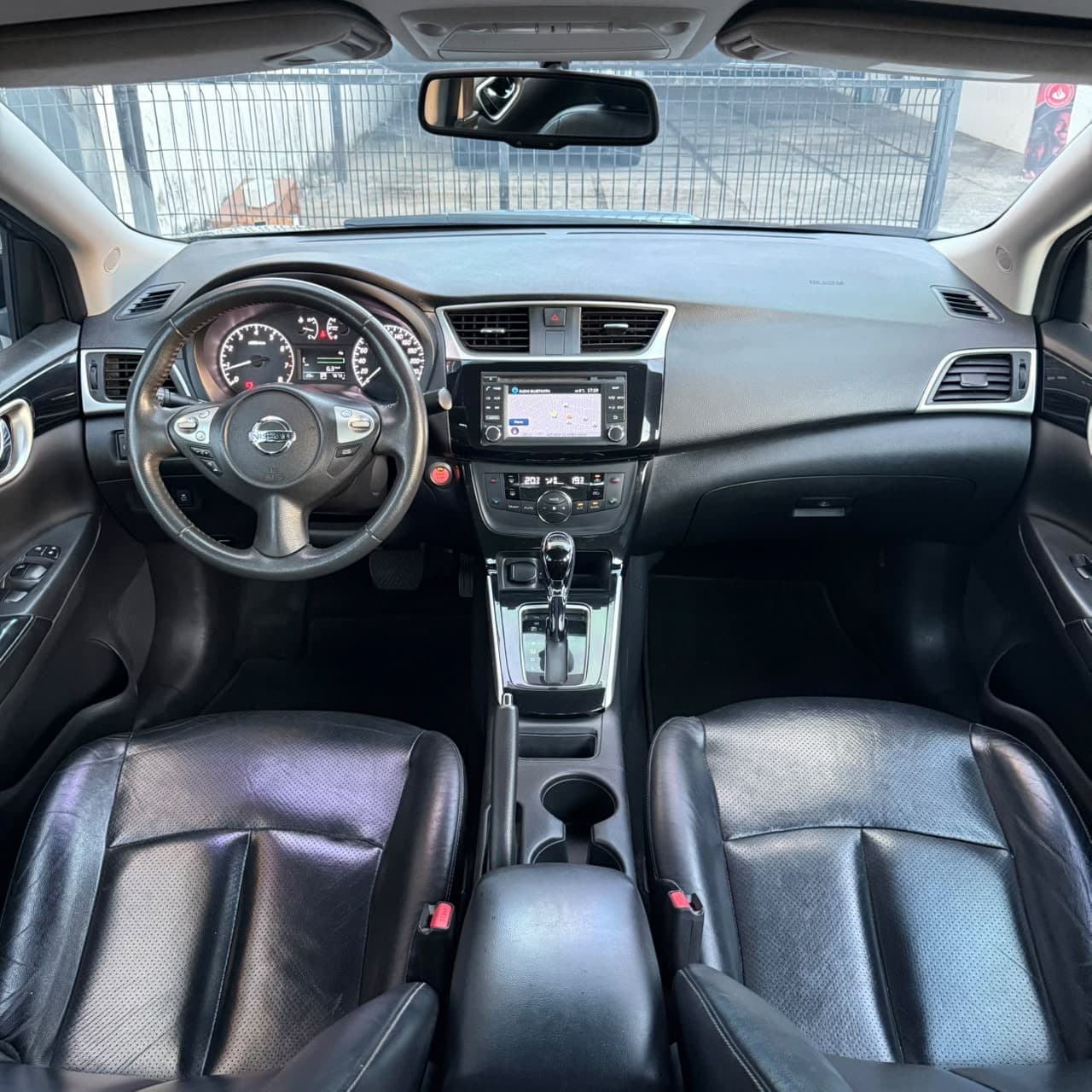 Nissan Sentra SV 2017 à venda na AJ Veículos em Fortaleza — foto 5 de 10