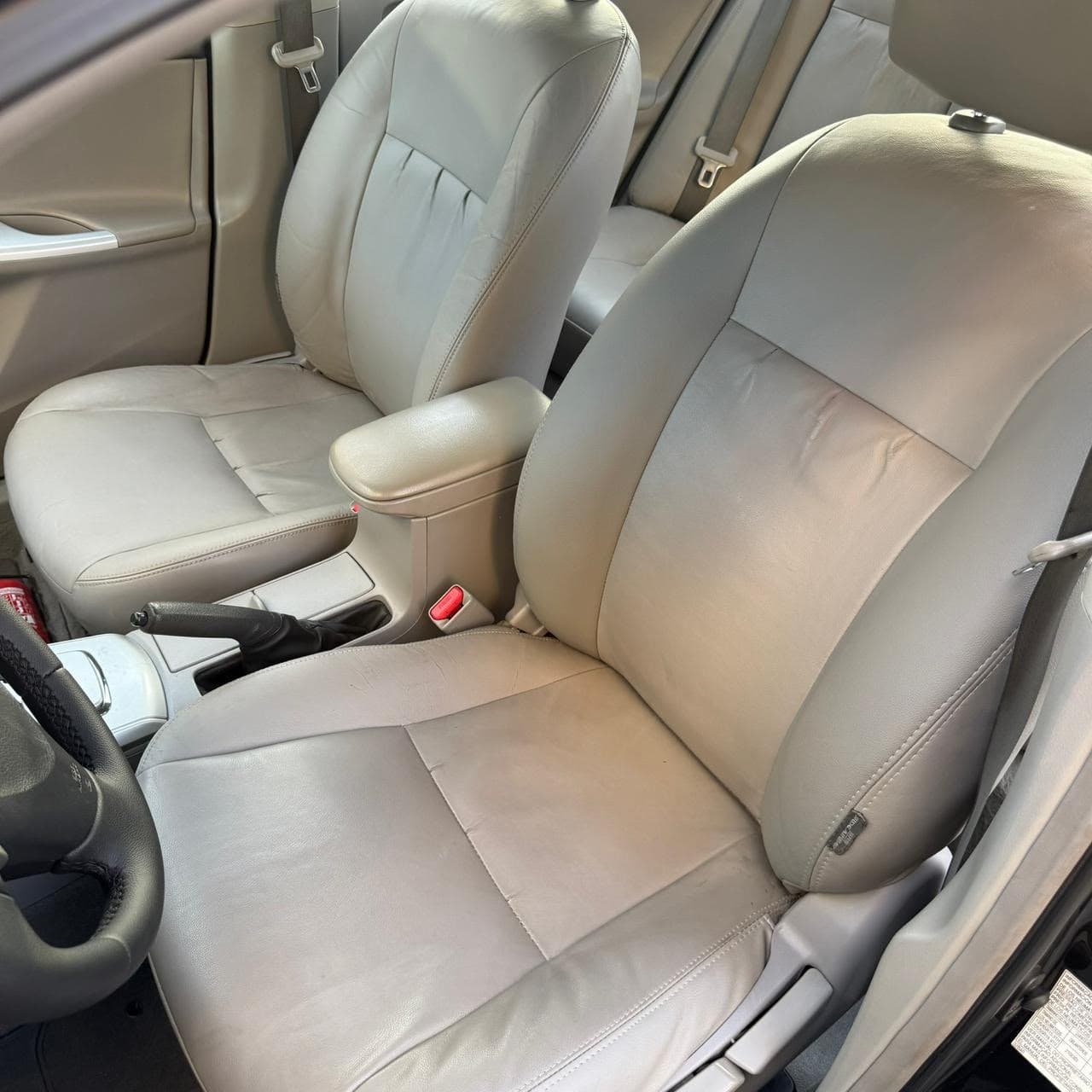Toyota Corolla GLi 2014 à venda na AJ Veículos em Fortaleza — foto 7 de 8