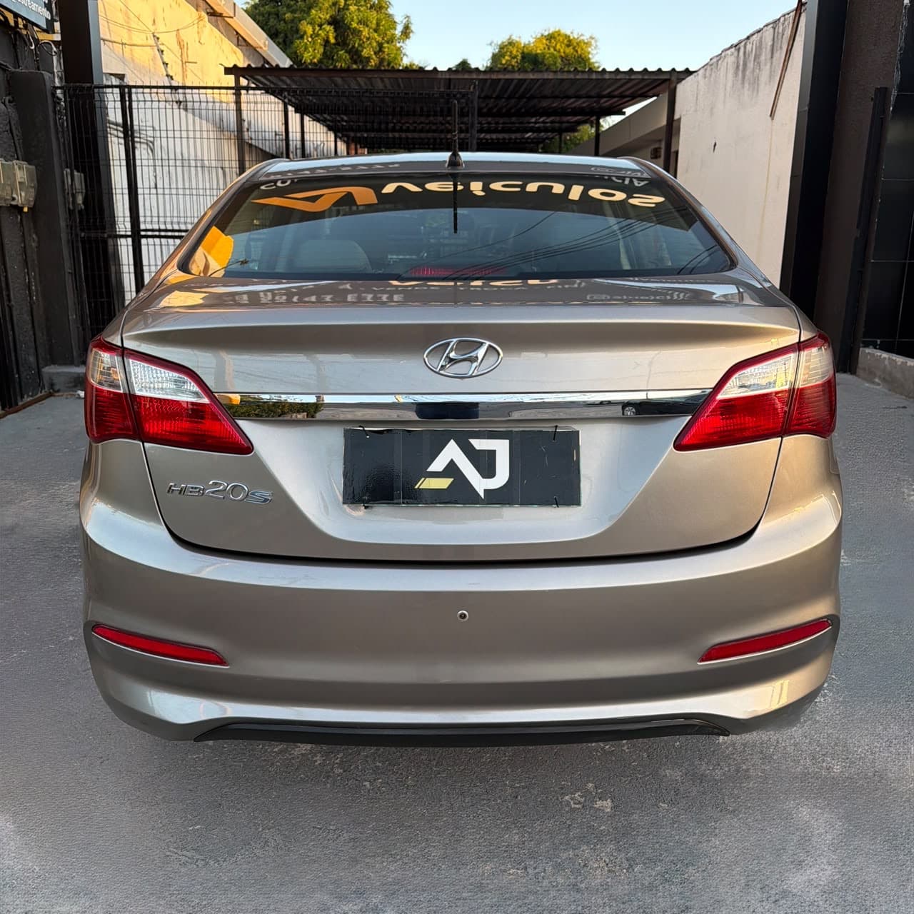 Hyundai Hb20s Confort plus 2018 à venda na AJ Veículos em Fortaleza — foto 4 de 7