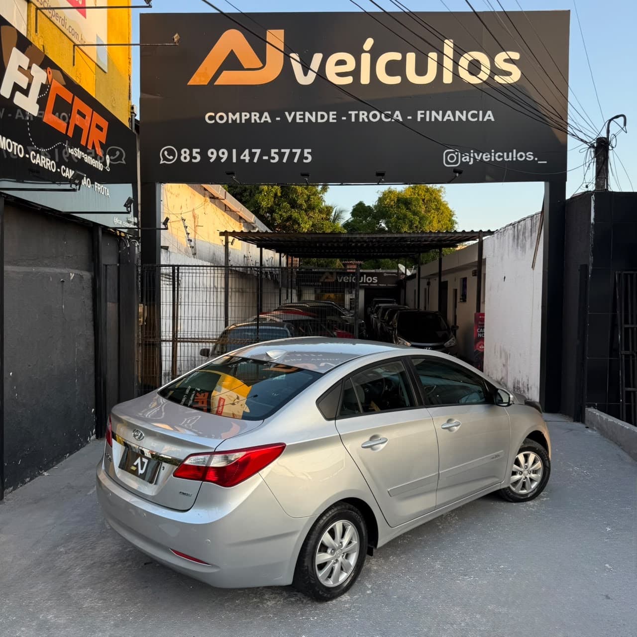 Hyundai Hb20s Confort style 2015 à venda na AJ Veículos em Fortaleza — foto 2 de 10